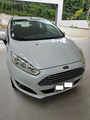 FORD FIESTA 1.6 SE HATCH 16V FLEX 4P POWERSHIFT